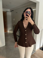 Acı Kahve İnci Düğmeli Triko Bluz