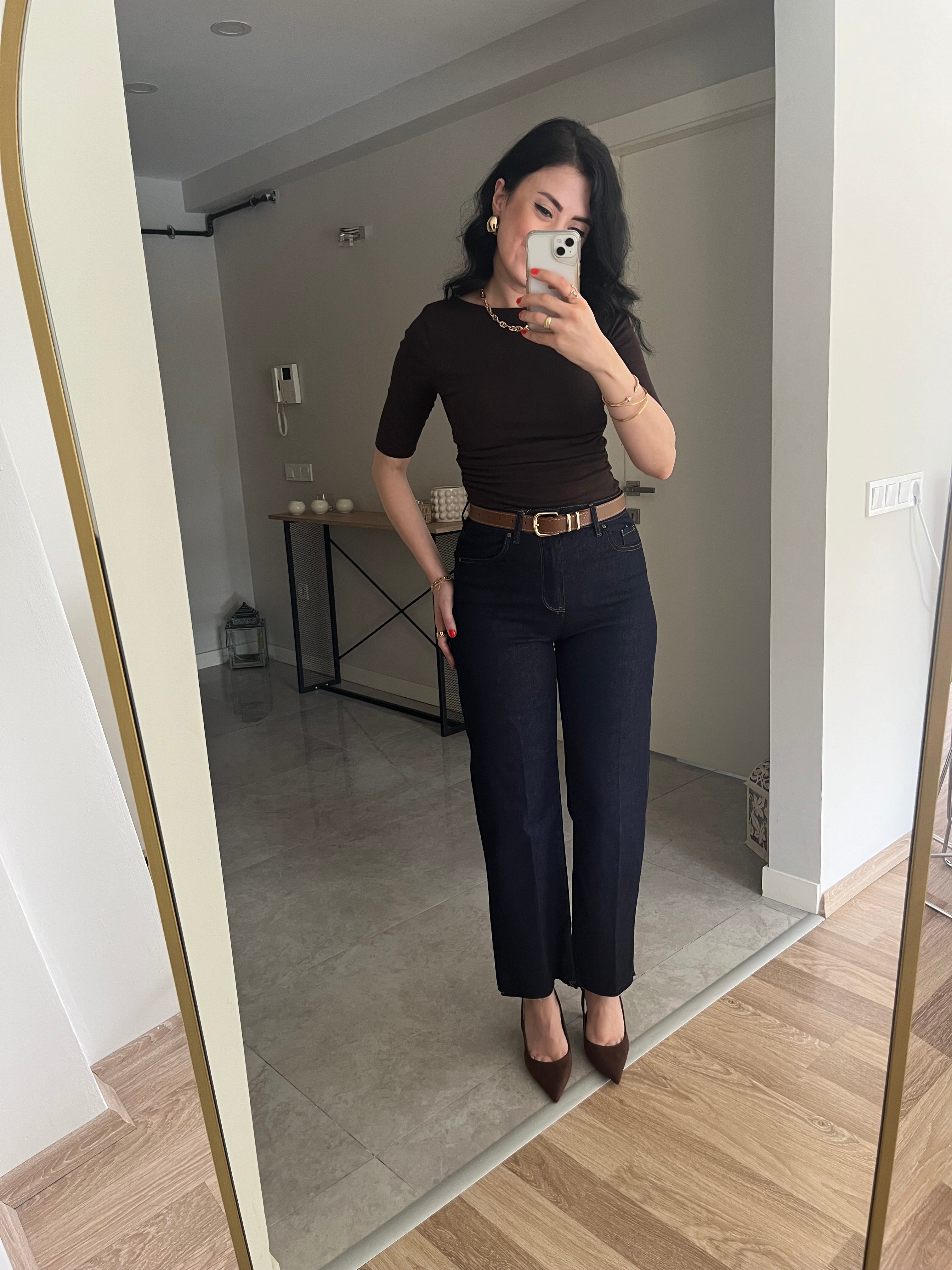 Koyu Mavi Kesik Paça Kemerli Jean Pantolon