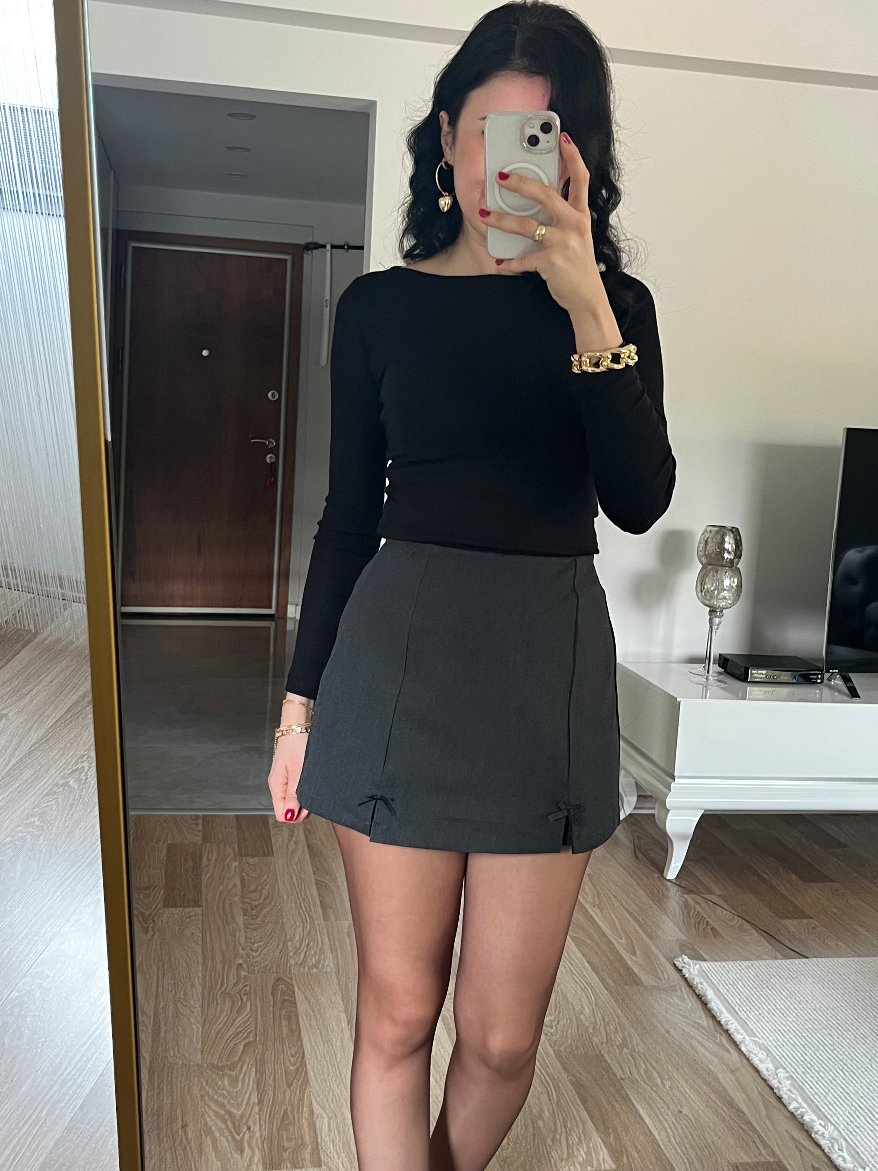 Mini Fiyonk Detaylı Şort Etek -Antrasit